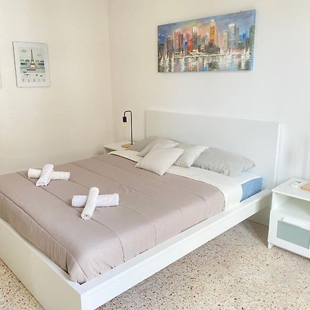 Urban Poet Retreat - Casa Di Vincenzo E Andrea 2 Apartment Палермо Екстериор снимка