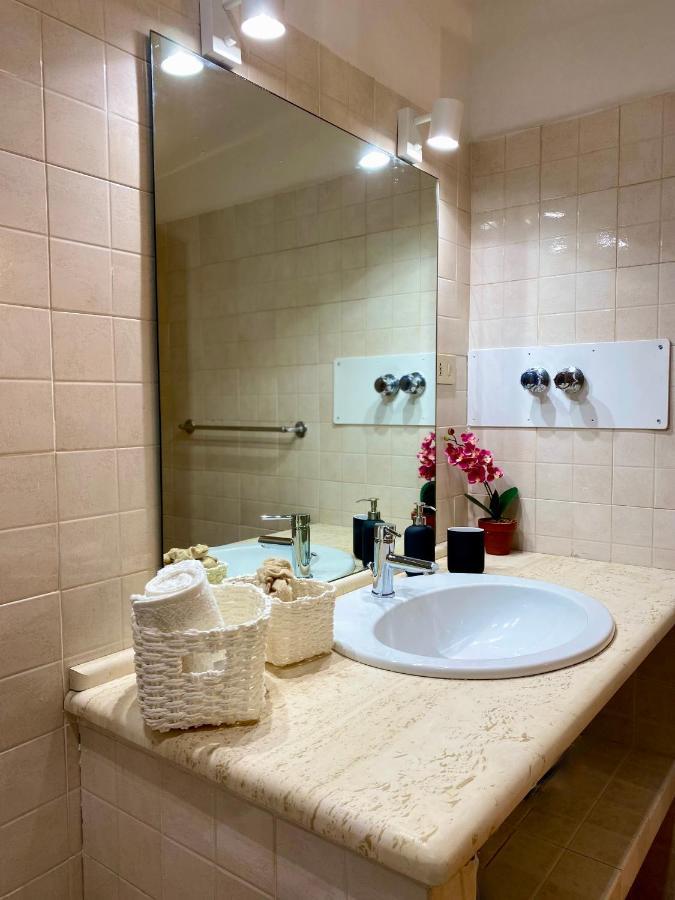 Urban Poet Retreat - Casa Di Vincenzo E Andrea 2 Apartment Палермо Екстериор снимка