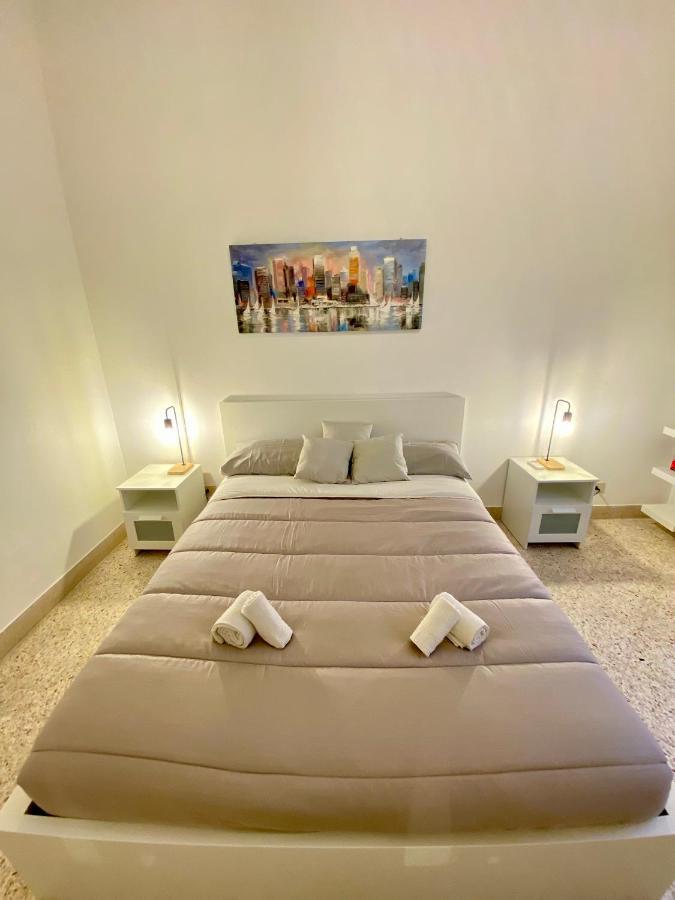Urban Poet Retreat - Casa Di Vincenzo E Andrea 2 Apartment Палермо Екстериор снимка